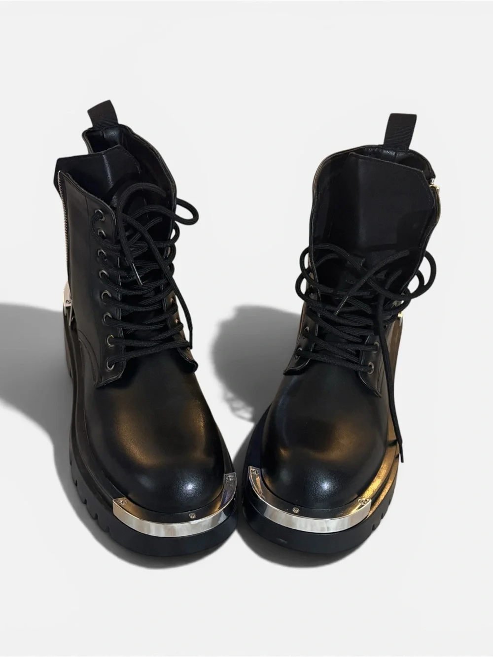 Black Leather Lace-Up Men's Combat Boots with Metal Toe Accent
